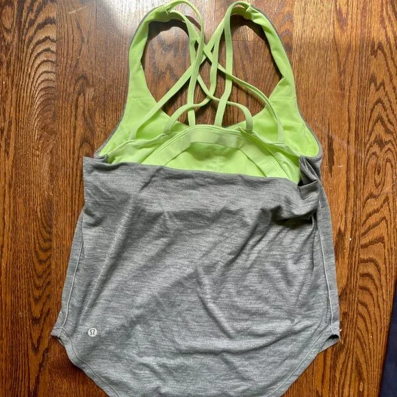 Lot of 3 Women's Sz 2 Lululemon Leggings (Inseams 26.5 + 17") + Tank Top - Picture 3 of 12